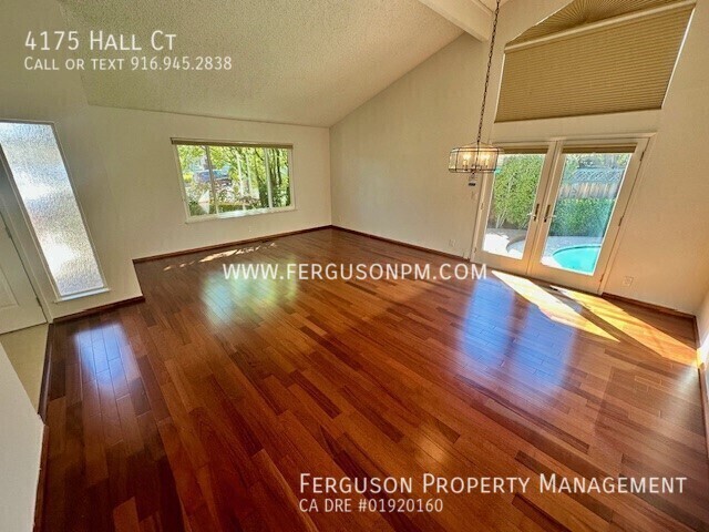 Building Photo - 4175 Hall Ct
