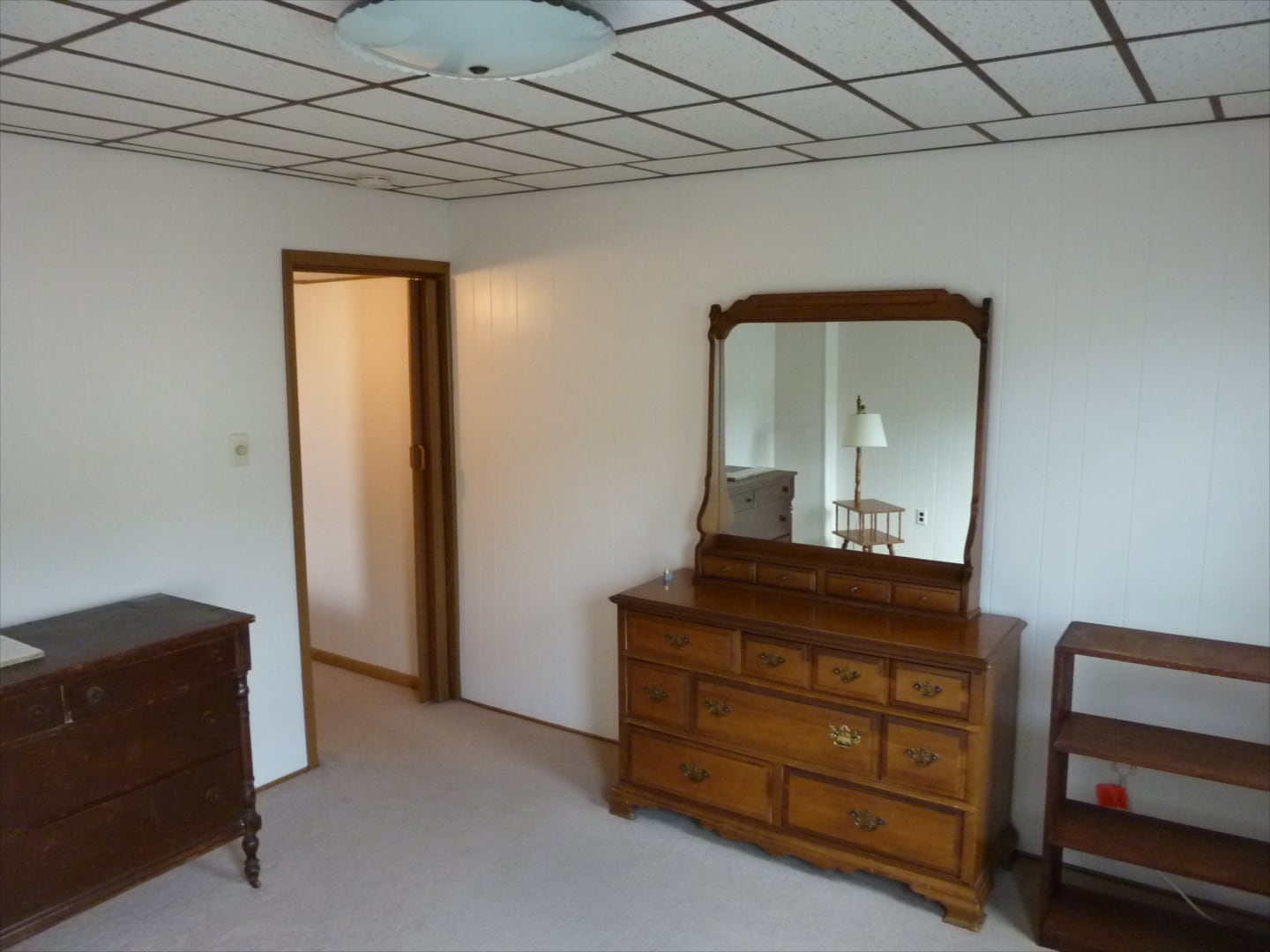 Building Photo - 701 E 6th St