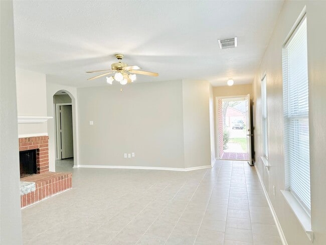 Building Photo - 2506 Teal Run Pl Dr
