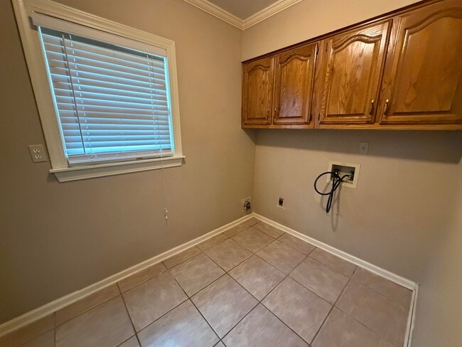 Building Photo - 956 Rolling Oaks Ln