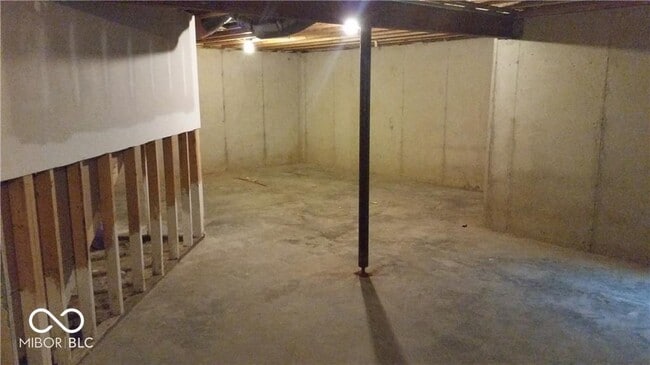 Building Photo - 3152 Hidden Pine Dr