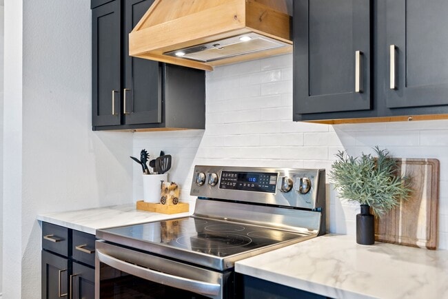 Building Photo - 1312 Cedar Hollow Dr