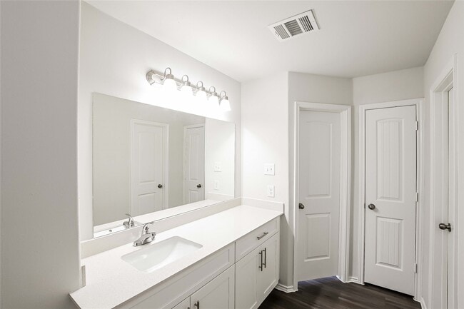 Building Photo - 5307 Gouldburn River Dr
