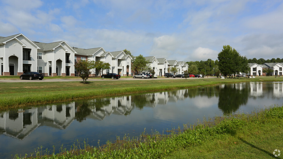 Primary Photo - Retreat at Dublin Creek