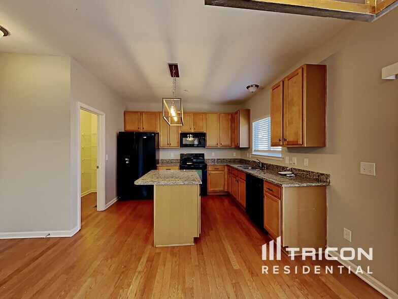 Building Photo - 4758 Jobe Trail