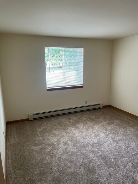 Building Photo - 3273 Graydon Ave