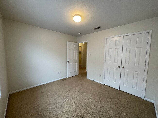 Building Photo - 6600 Taree Loop