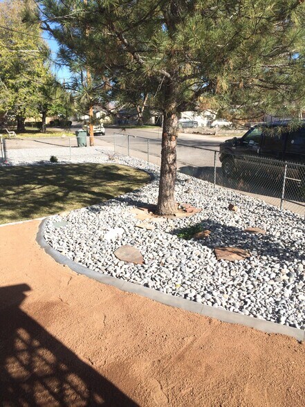 Building Photo - 1350 Texas Ave.