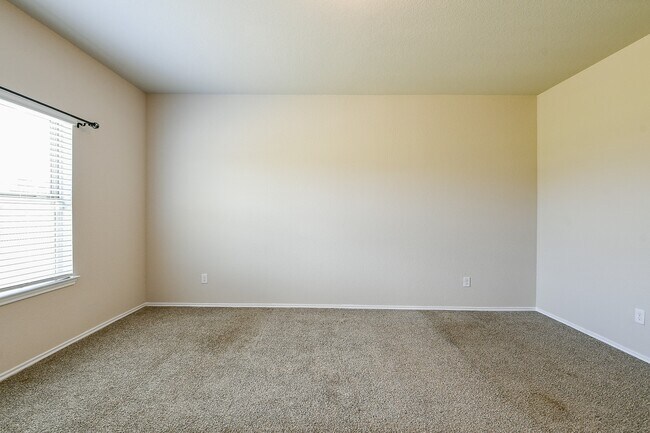 Building Photo - 16744 Lonely Pines Dr