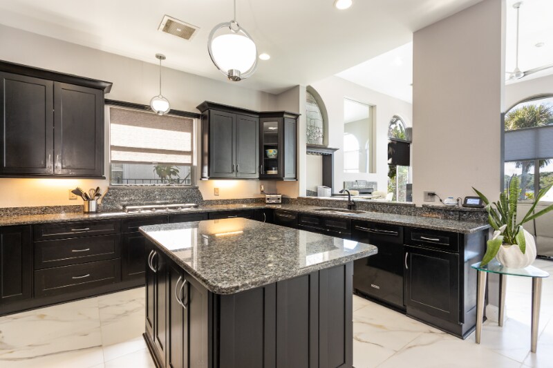 Building Photo - 3548 John Anderson Dr