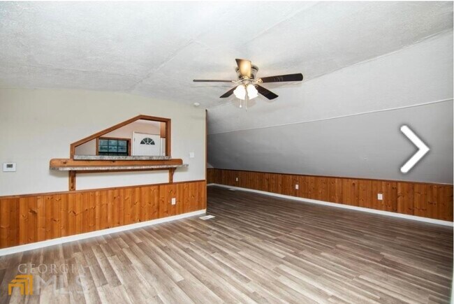 Building Photo - 741 Rosemont Rd