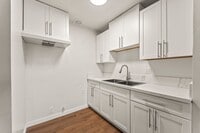 Building Photo - 6316 S Vermont Ave