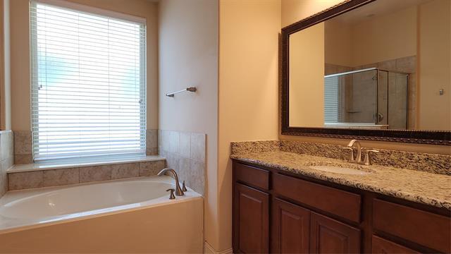 Building Photo - 12657 Tealsky Dr