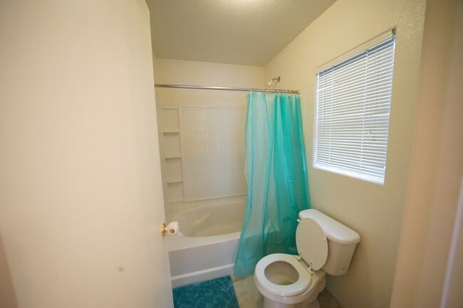 Building Photo - NO SHOWINGS until 5/1/2026