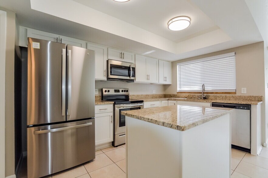 Building Photo - 3531 Norwich Ct