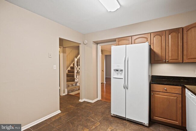 Building Photo - 7 Castlehill Ct