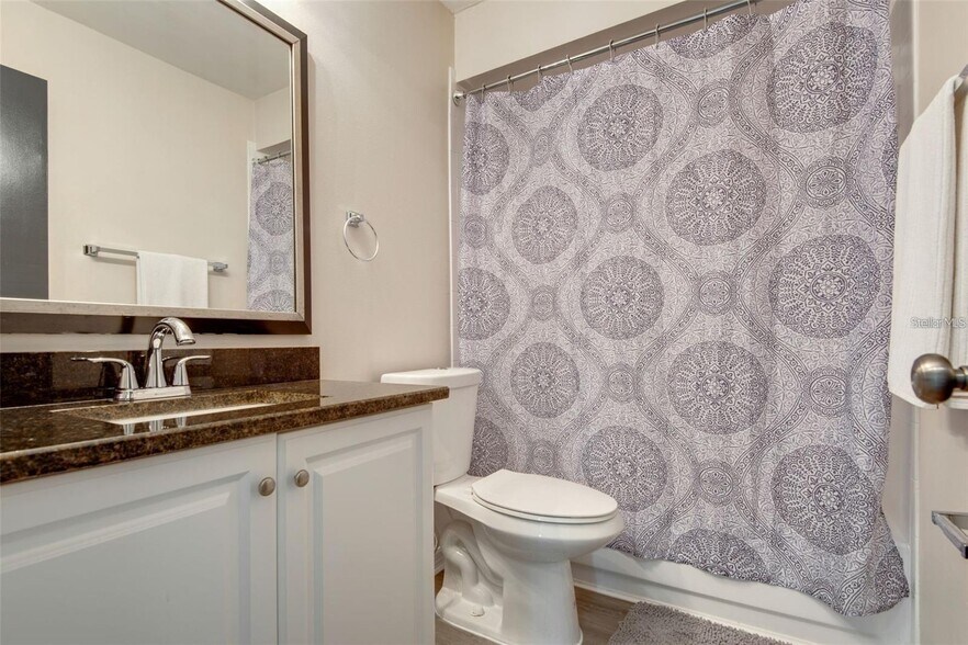 BATH - 1416 San Juan Ct