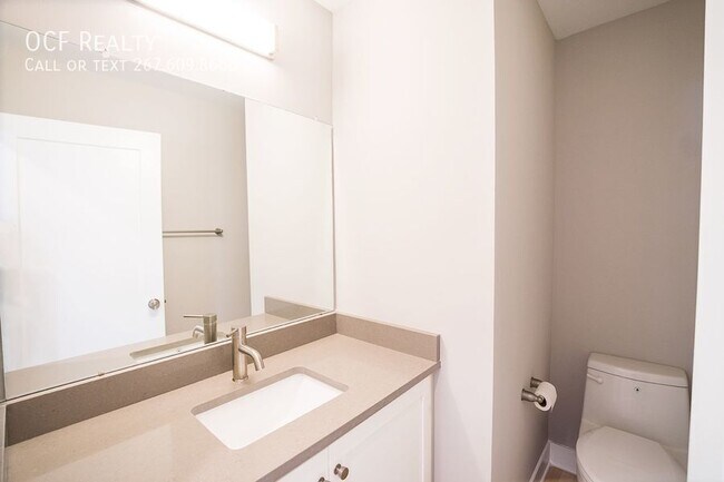Building Photo - 129 S 49th St