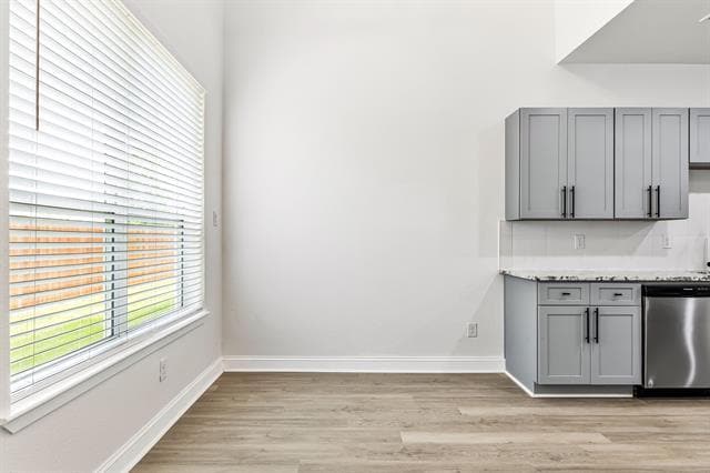 Building Photo - 3242 Wexford Dr