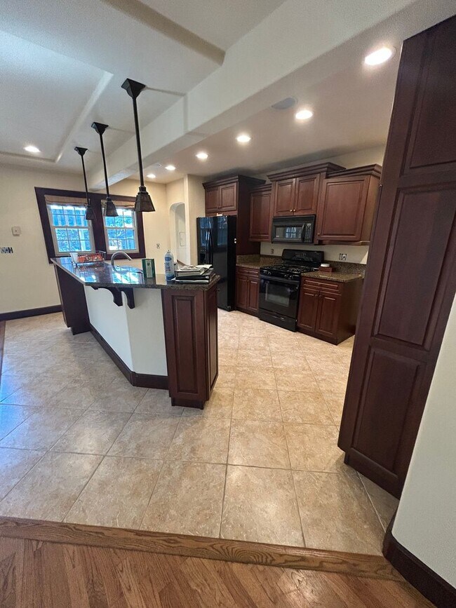 Building Photo - One-of-a-Kind Bungalow Oasis on Poly Drive...