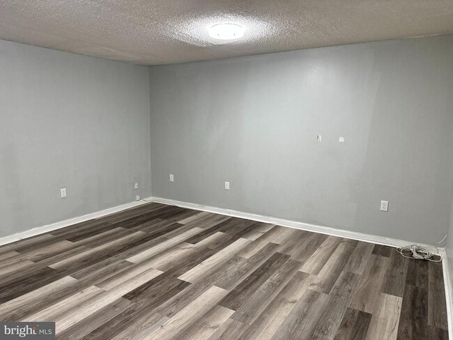 Building Photo - 7260 Procopio Cir