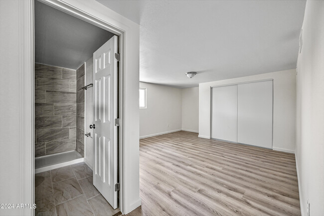Building Photo - 3001 W Muriel Dr