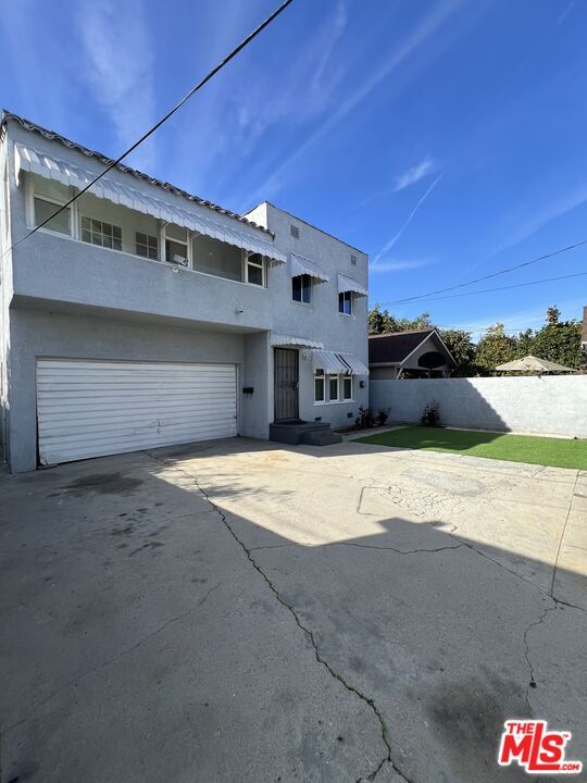 Building Photo - 2413 Cochran Ave