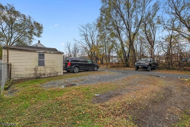 Building Photo - 116 Mercer St