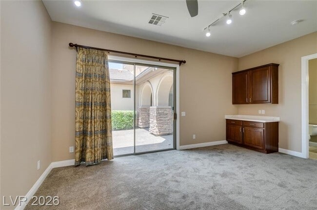 Building Photo - Elegant Anthem Country Club Residence with Spa, Balcony & 3-Car Garage