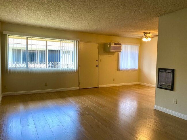 Building Photo - 5444 Sepulveda Blvd