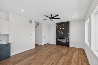 Building Photo - 1130 NW Sproul Dr