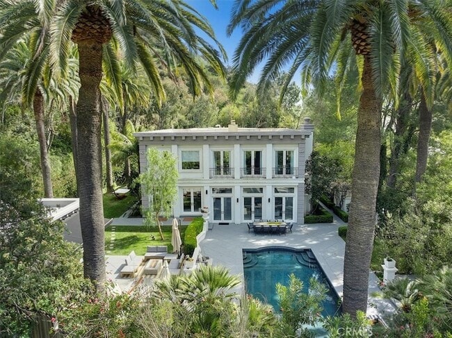 Building Photo - 1756 Clear View Dr