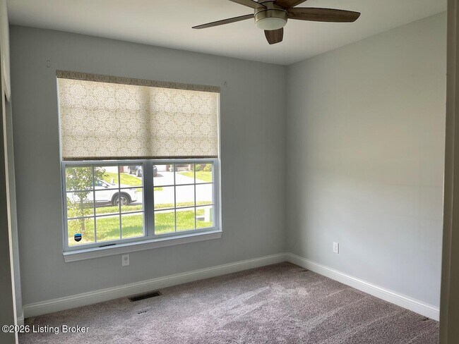 Building Photo - 2105 Meadows Edge Ln