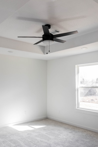 Building Photo - 1412 E Emelyn Ln