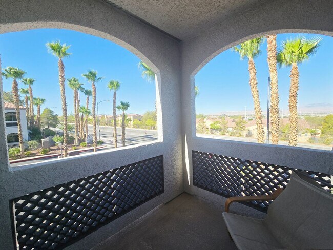 Building Photo - CHARMING 2BD/2BA CONDO IN HENDERSON! W/ COMMUNITY POOL