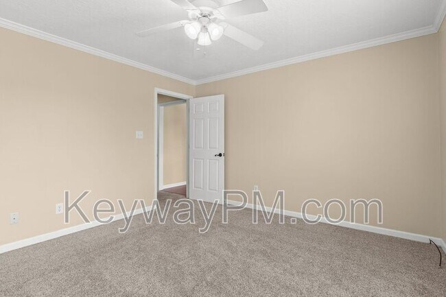 Building Photo - 4851 Appletree Ct