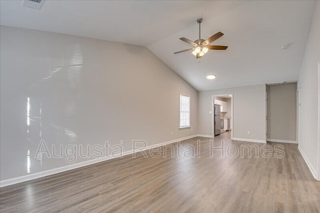 Building Photo - 1531 Abby Way