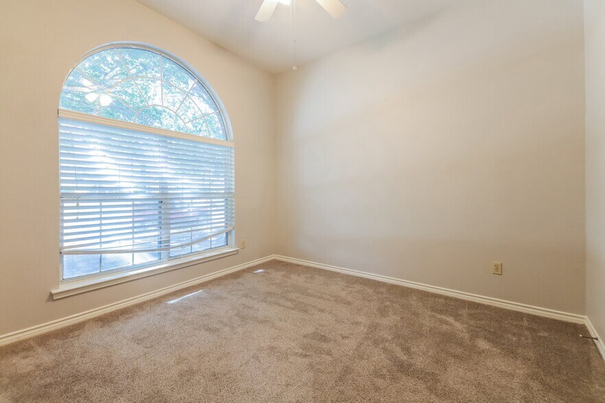 Building Photo - 7605 Colfax Dr