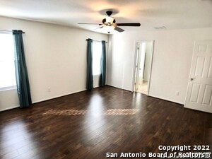Building Photo - 5854 Providence Oak