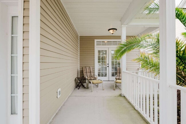 Building Photo - Furnished 3 Bedroom Home in Bluffton Park