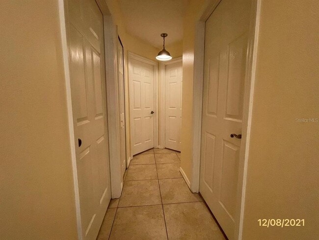 Building Photo - 551 Farmingham Ct