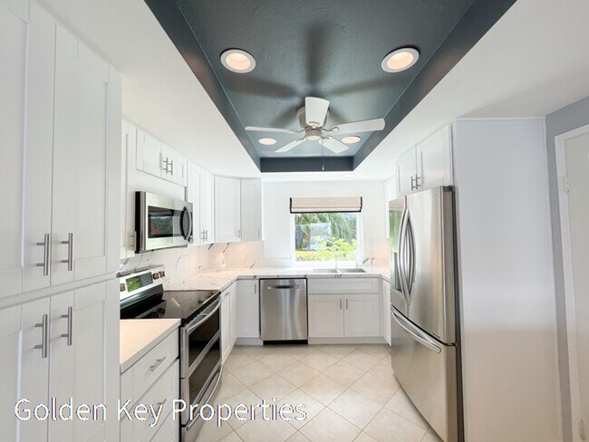 Building Photo - Waterfront Condo on the Buena Vista Lagoon - 5 mins from Carlsbad Village!