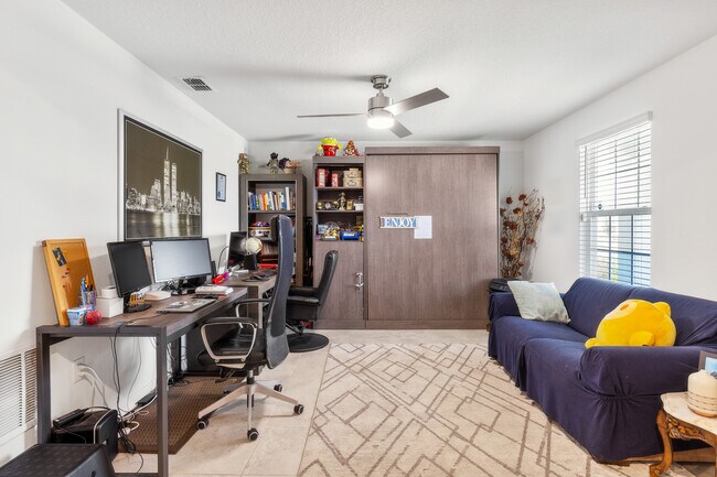 Building Photo - 4382 Finch Ln