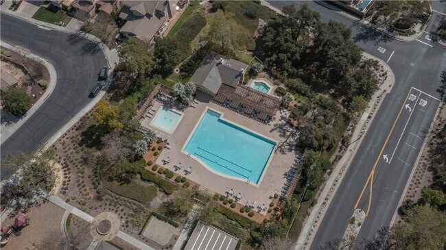 Building Photo - 27194 Red Maple St