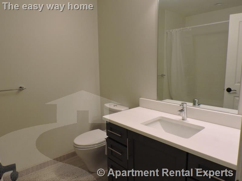 Building Photo - 168 Hampshire St