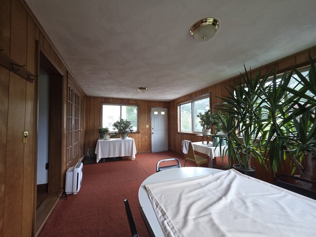 Building Photo - 97 White St