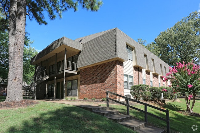 Building Photo - The Canopy
