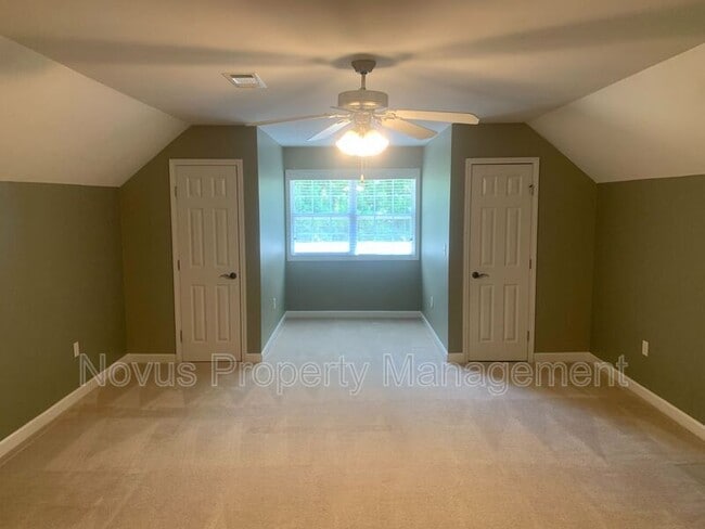 Building Photo - 119 Tullamore Trail