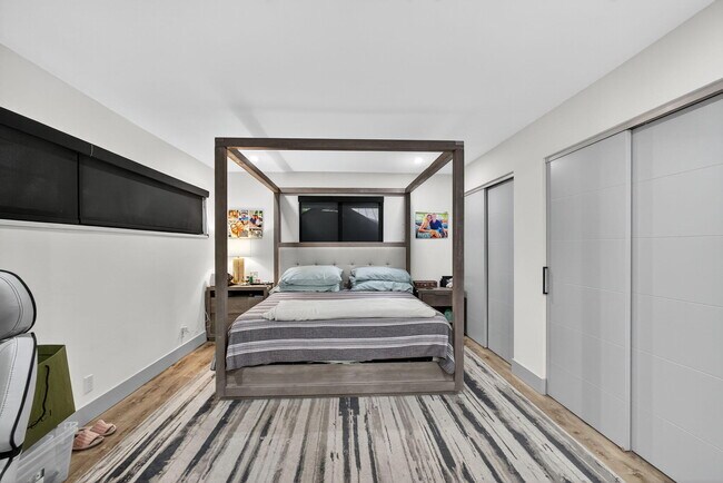 Building Photo - 12 Leeward Cir