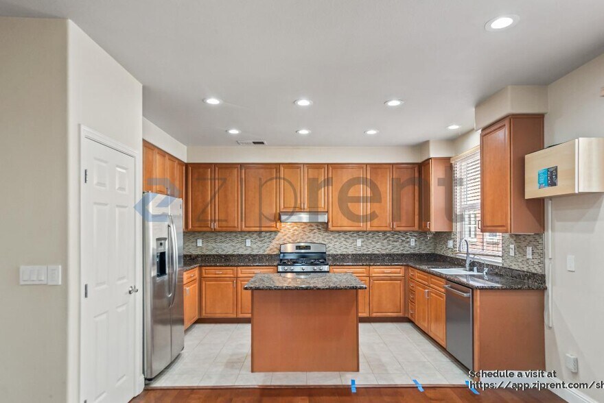 Building Photo - 2677 Corde Terra Cir